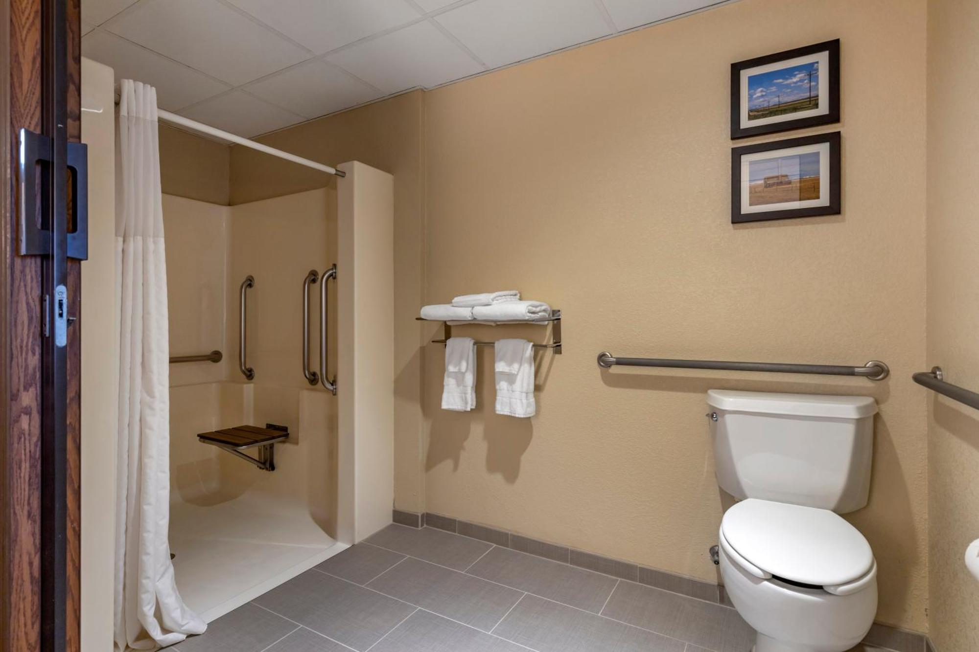 Comfort Inn & Suites Gateway To Glacier National Park Shelby Eksteriør billede