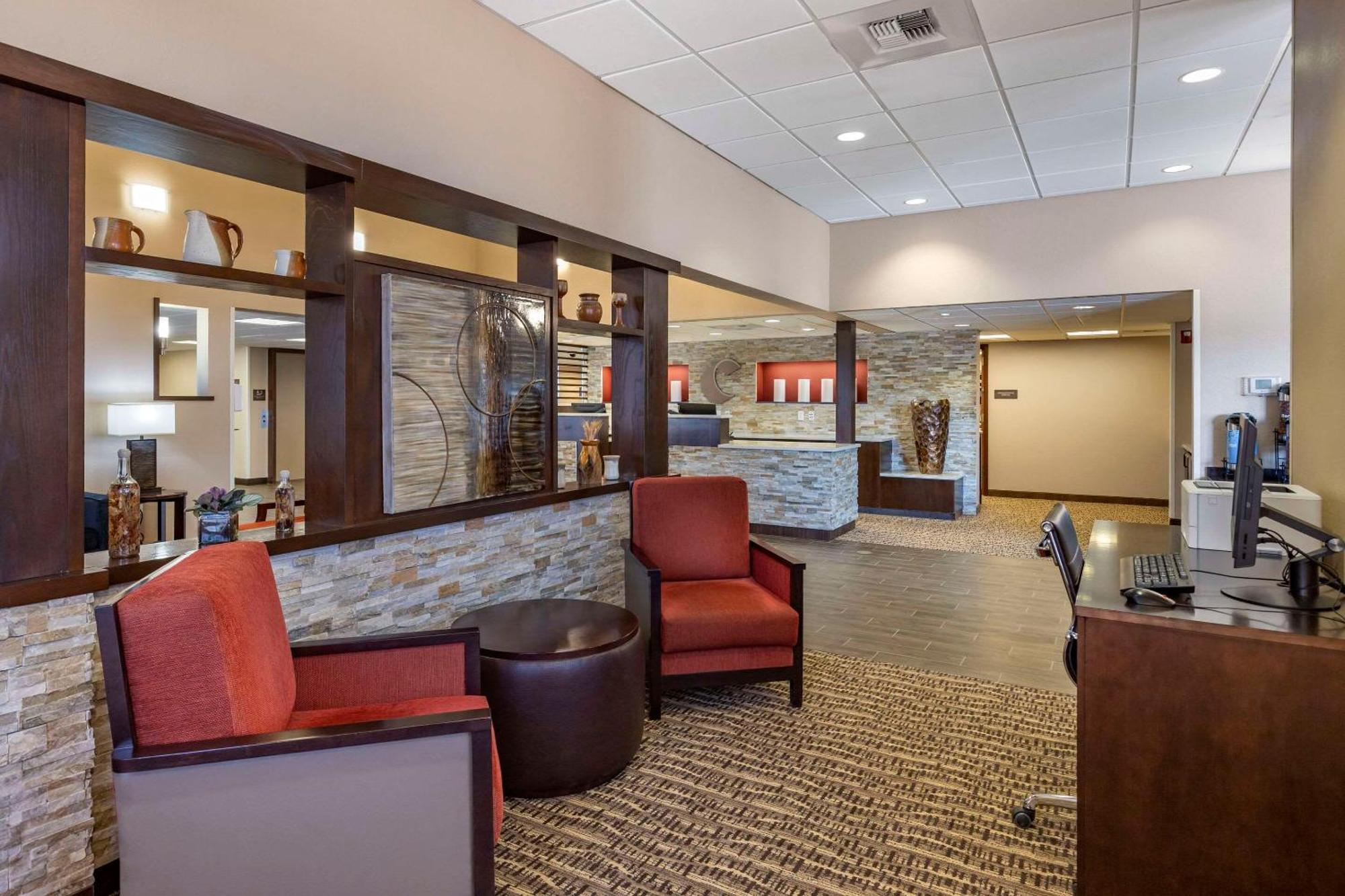Comfort Inn & Suites Gateway To Glacier National Park Shelby Eksteriør billede