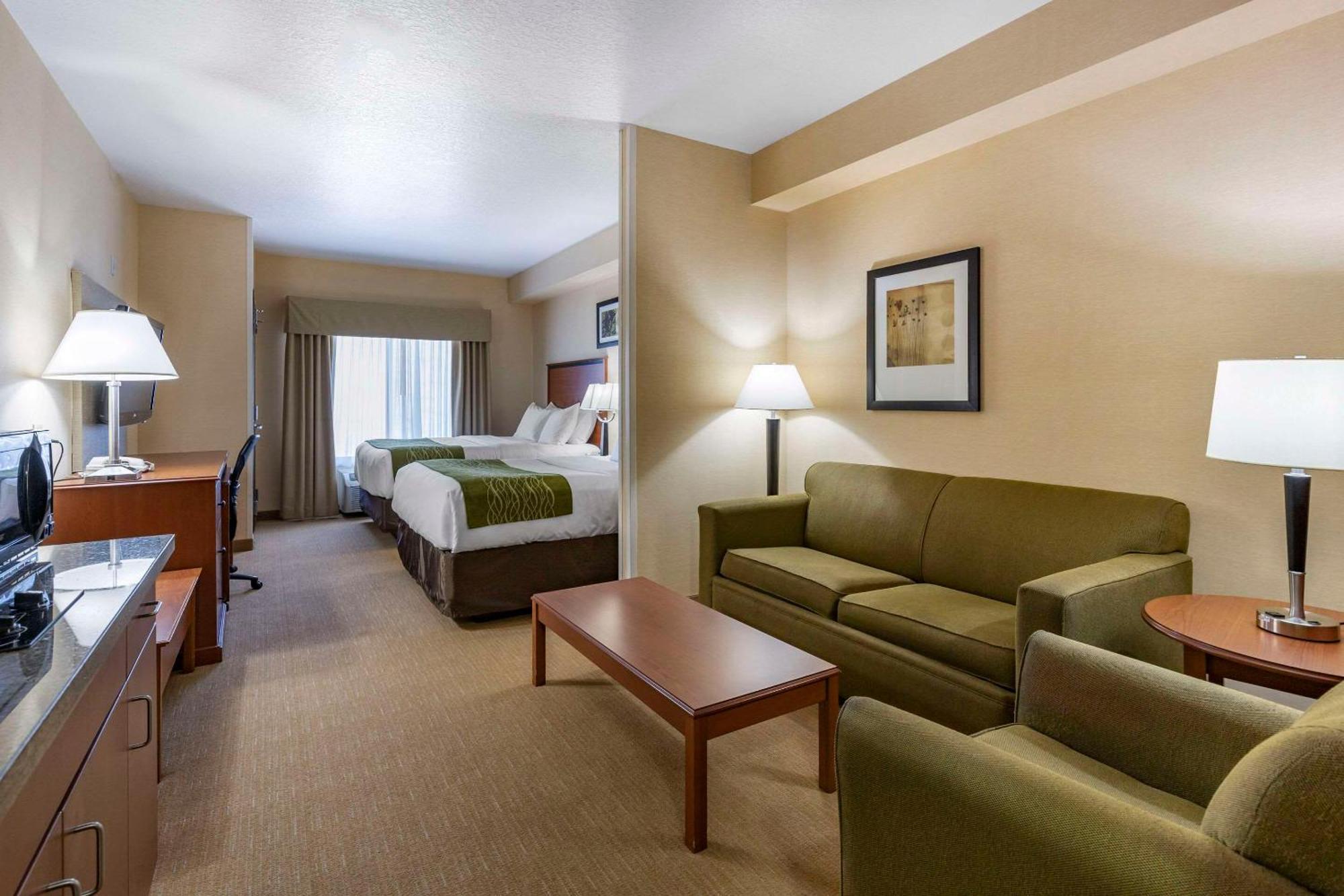 Comfort Inn & Suites Gateway To Glacier National Park Shelby Eksteriør billede