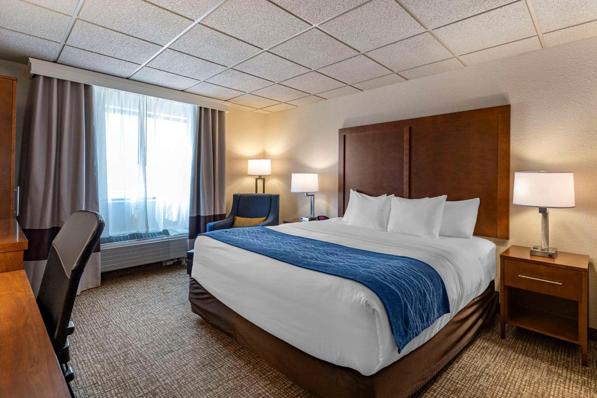 Comfort Inn & Suites Gateway To Glacier National Park Shelby Eksteriør billede