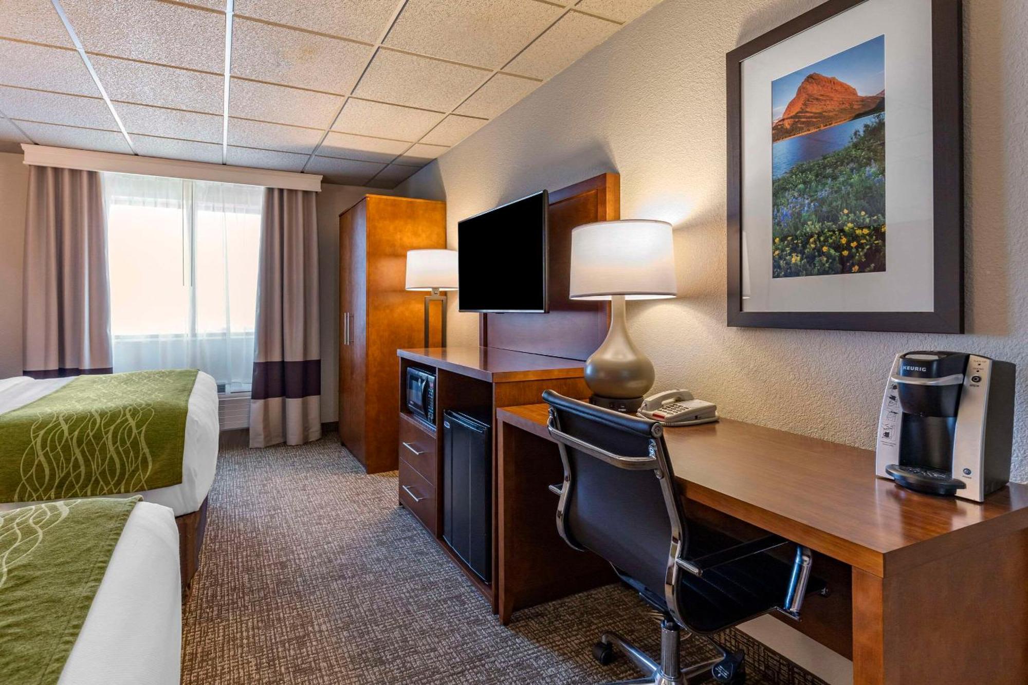 Comfort Inn & Suites Gateway To Glacier National Park Shelby Eksteriør billede