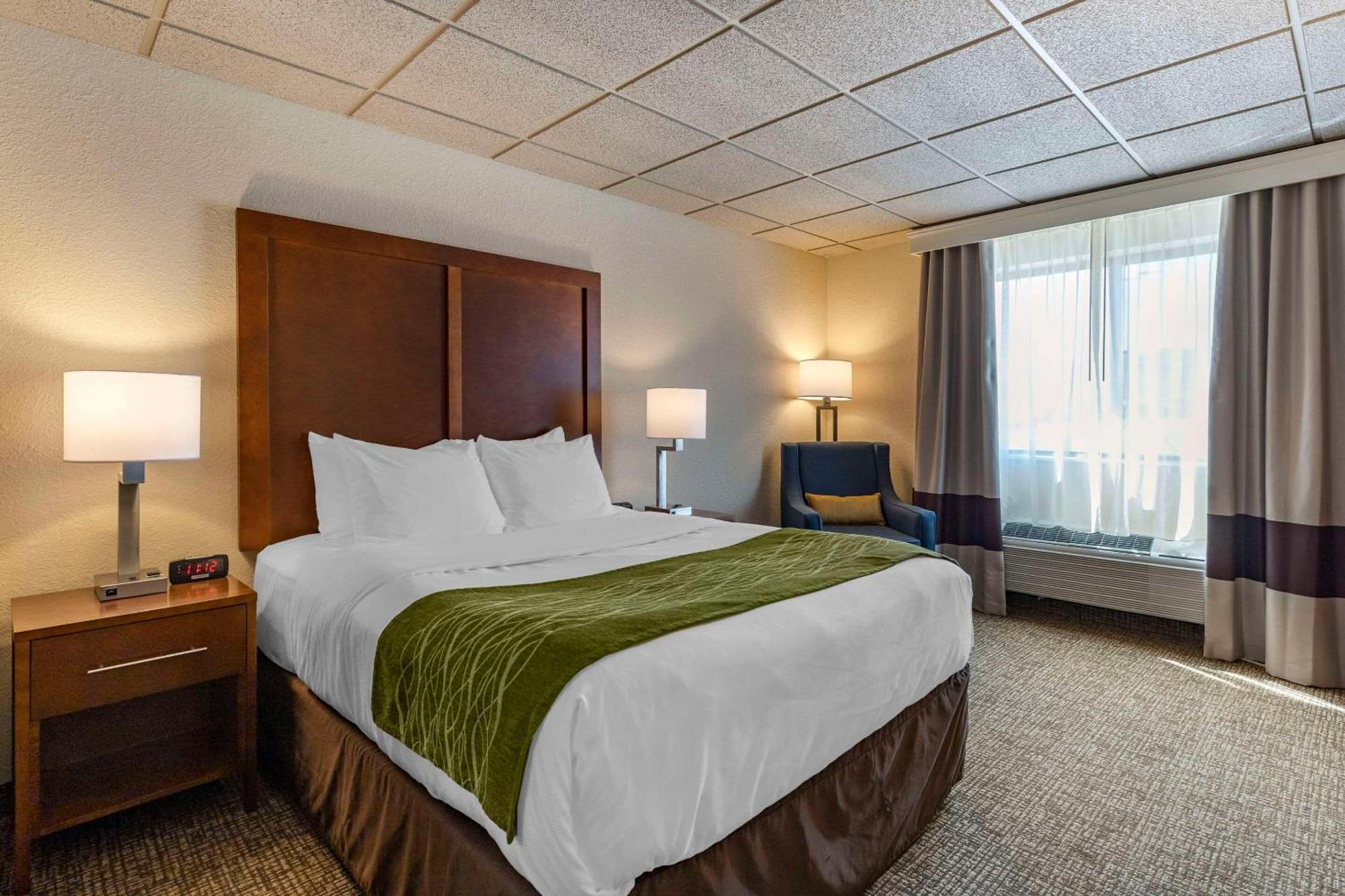 Comfort Inn & Suites Gateway To Glacier National Park Shelby Eksteriør billede