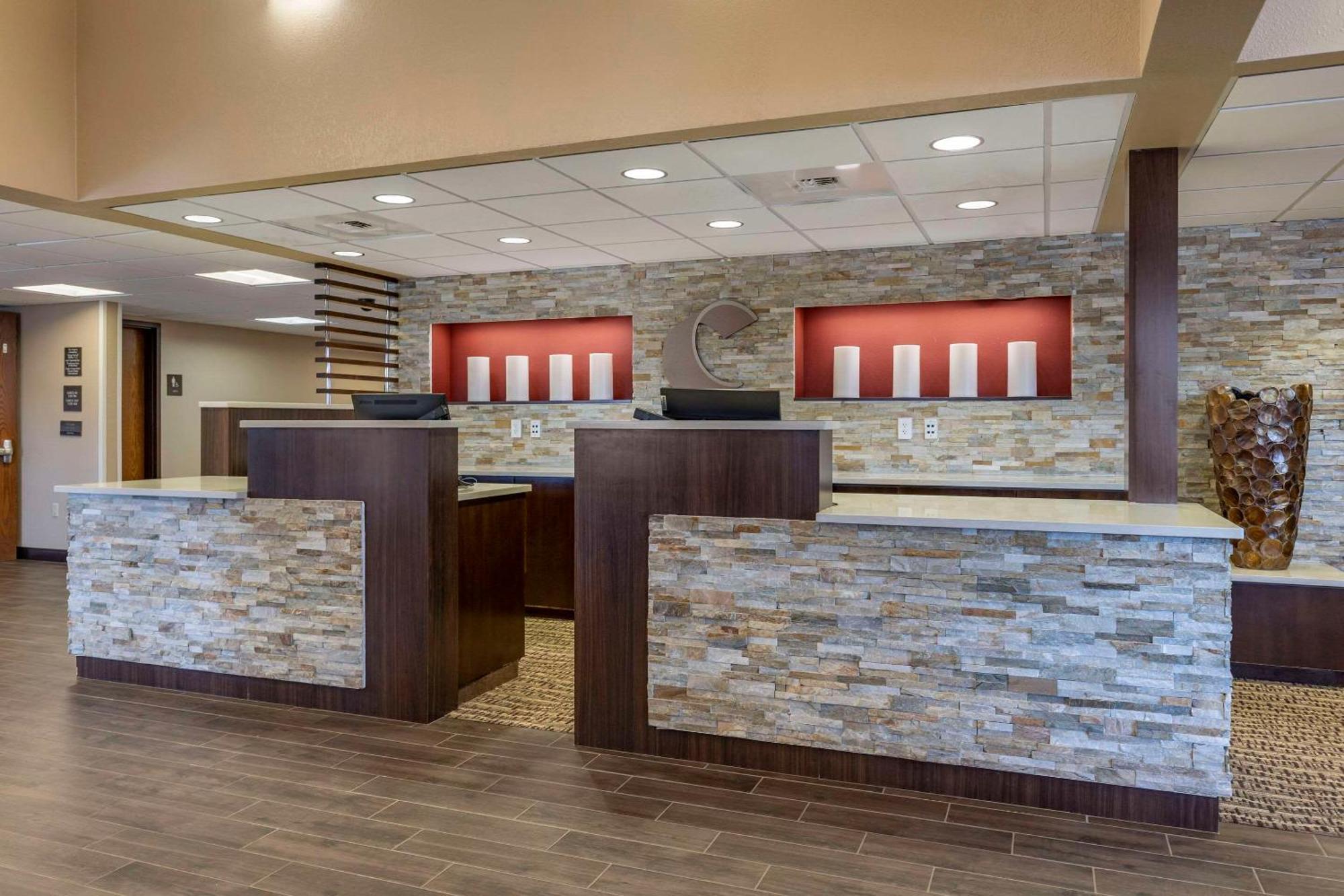 Comfort Inn & Suites Gateway To Glacier National Park Shelby Eksteriør billede